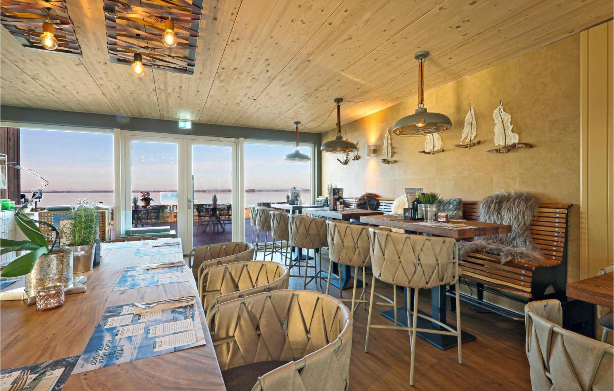 Beach Front Home In Lembruch-Duemmer See With Wifi 외부 사진